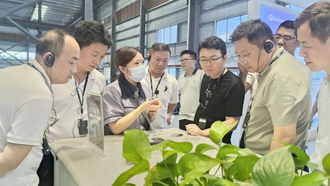 苏区湾区民企代表走进EBET易博·(中国集团)首页官网,共探稀土永磁产业融湾新机遇 EBET易博·(中国集团)首页官网 2025年06月21日 19:07 江西